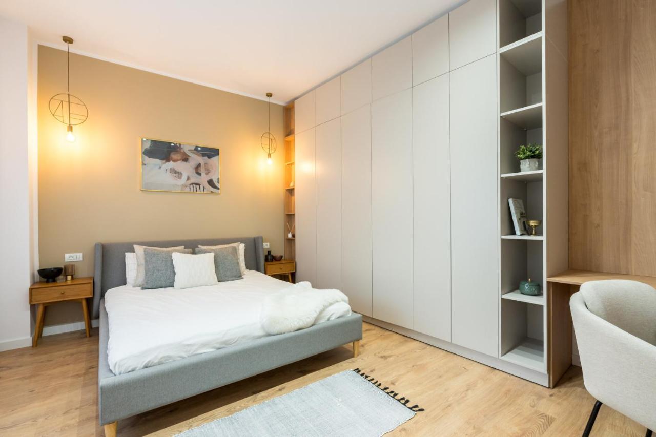 Crystal 3Bdr Apartment In Center Boekarest Buitenkant foto