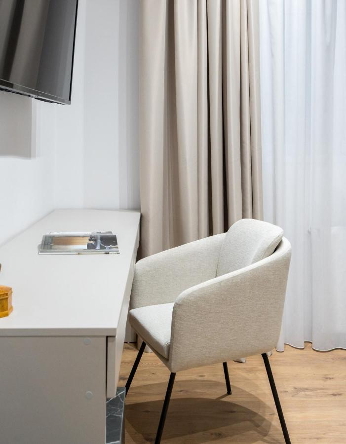 Crystal 3Bdr Apartment In Center Boekarest Buitenkant foto