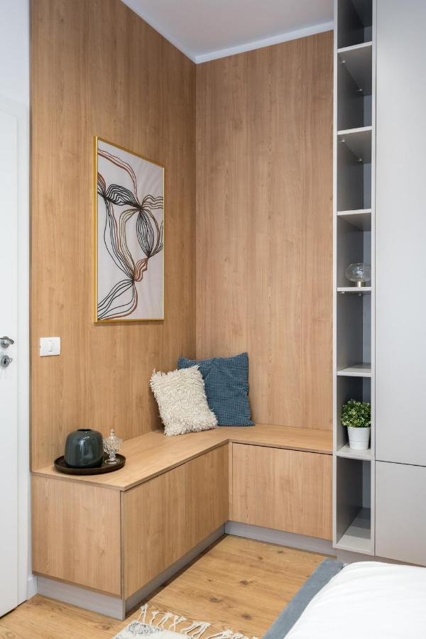 Crystal 3Bdr Apartment In Center Boekarest Buitenkant foto