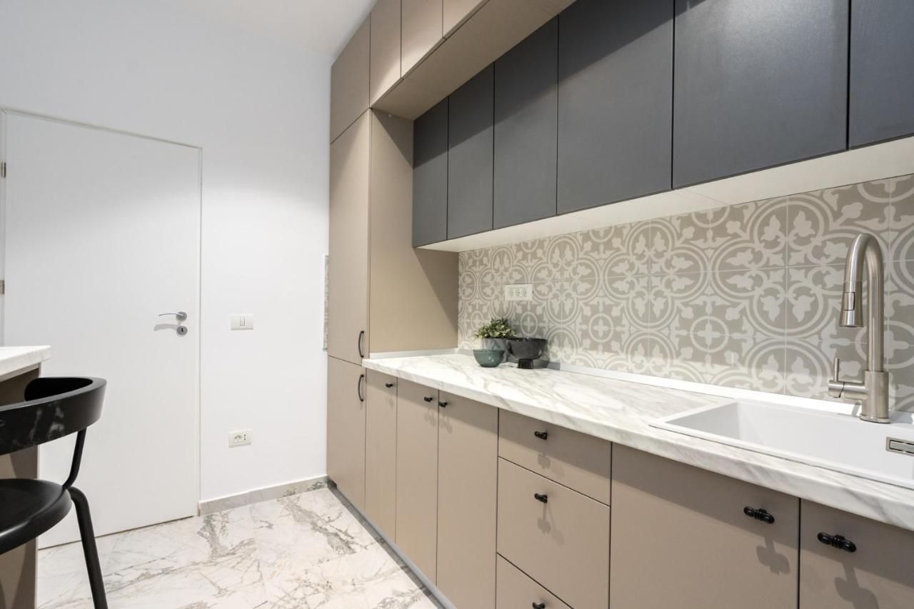 Crystal 3Bdr Apartment In Center Boekarest Buitenkant foto